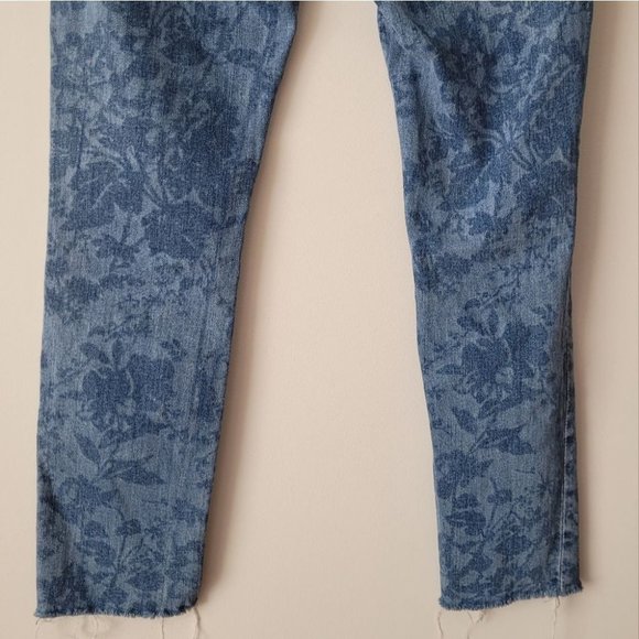 LUCKY Brand Lolita Mid Rise Skinny Jeans All Over Floral Acid Wash Size 2 / 26 - Picture 9 of 13
